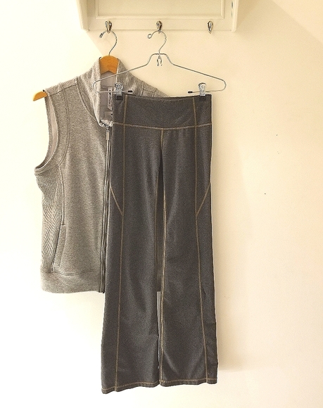 Athleta Charcoal Gray Yoga Athletic Pant XS - Picture 10 of 10